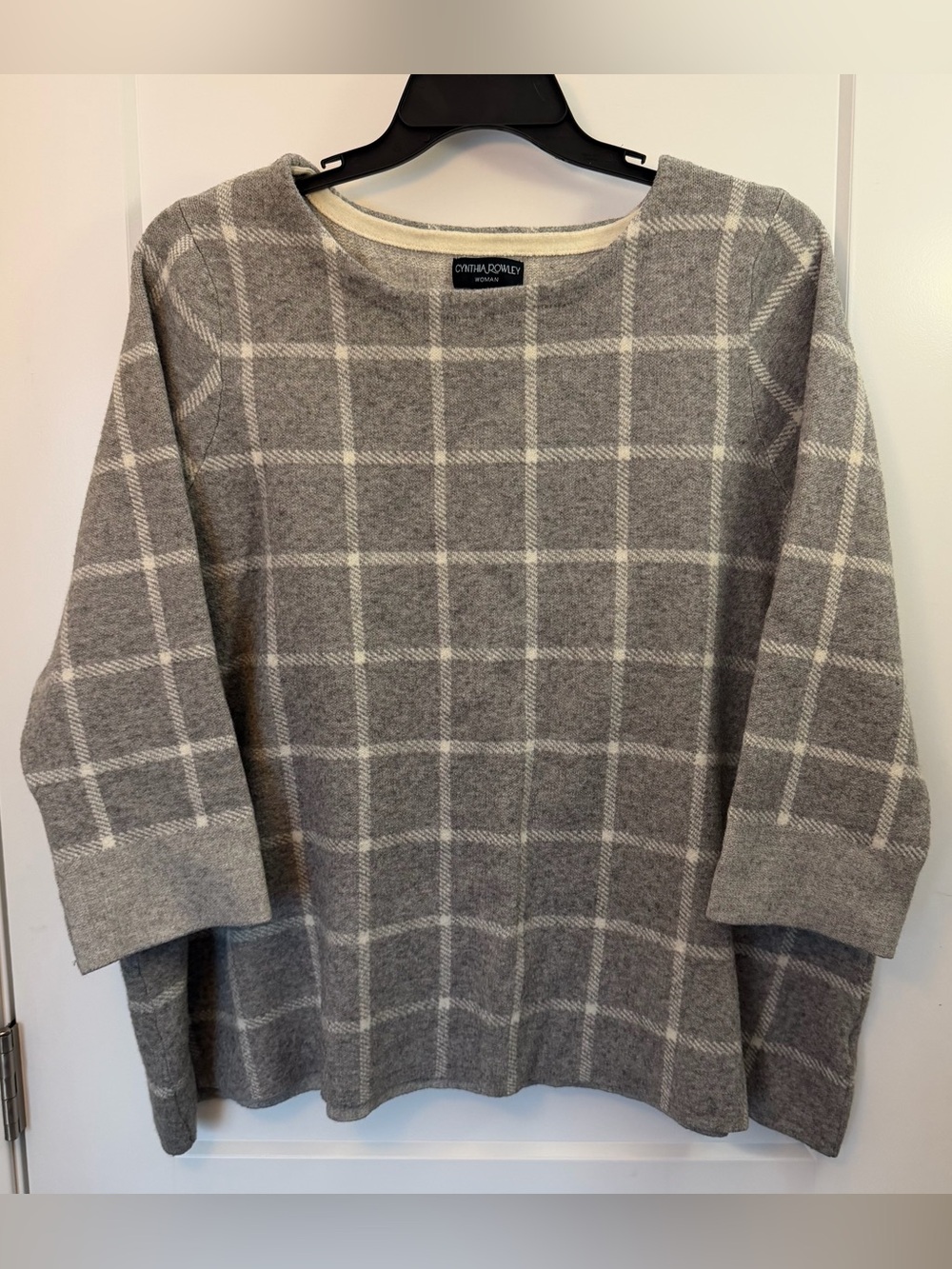 3X Cynthia Rowley Gray and Cream Windowpane Crewneck Sweater